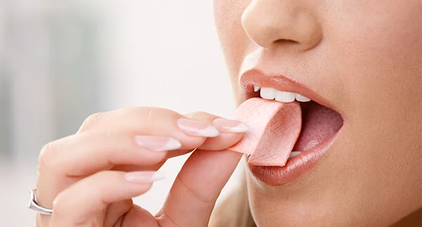 Home Remedies For Heartburn - Chewing Gum